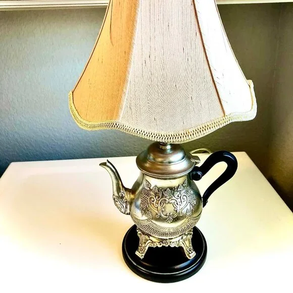 LAMPCRAFTERS Decorative Silver Teapot Lamp Resin Art Sculpture - Picture 5 of 10